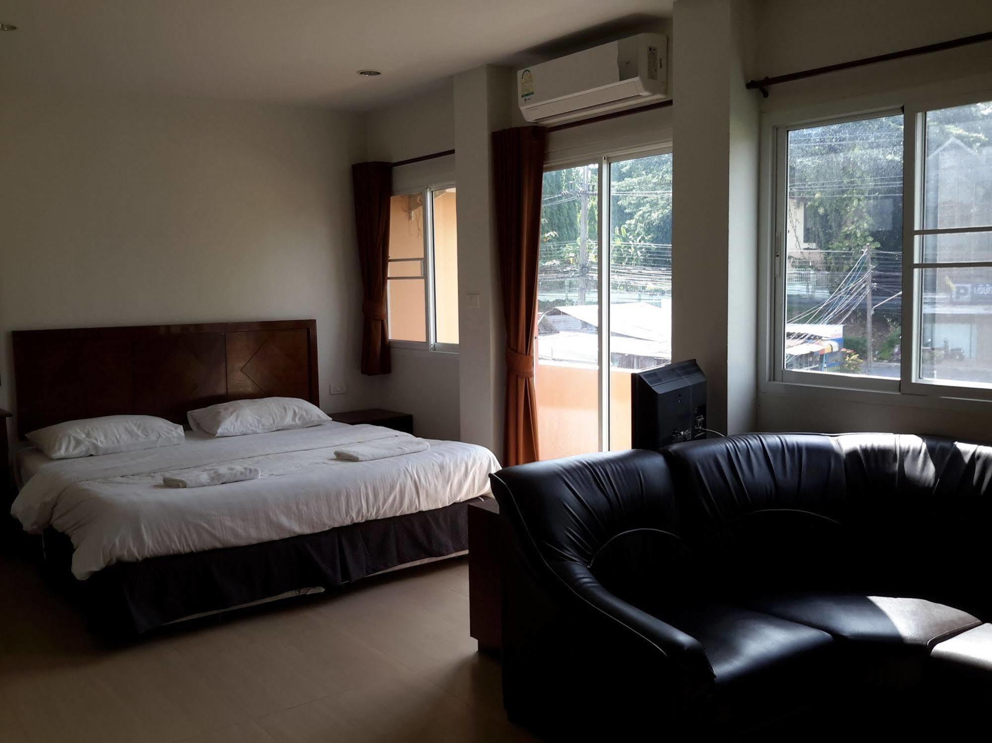 Sabaidee Guest house *